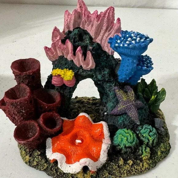 Colorful Aquarium Coral Decor - Picture 3 of 6
